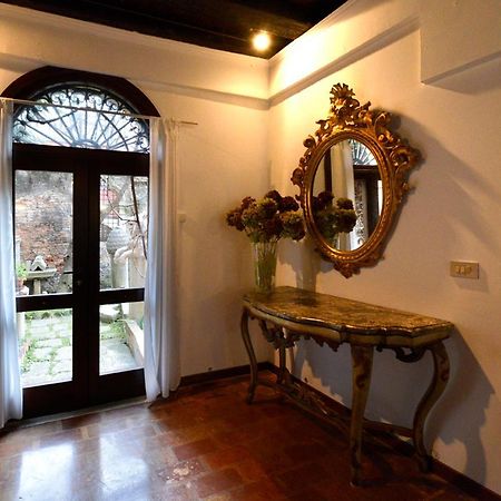Appartamento Garden Ca' Rezzonico Venice Exterior photo