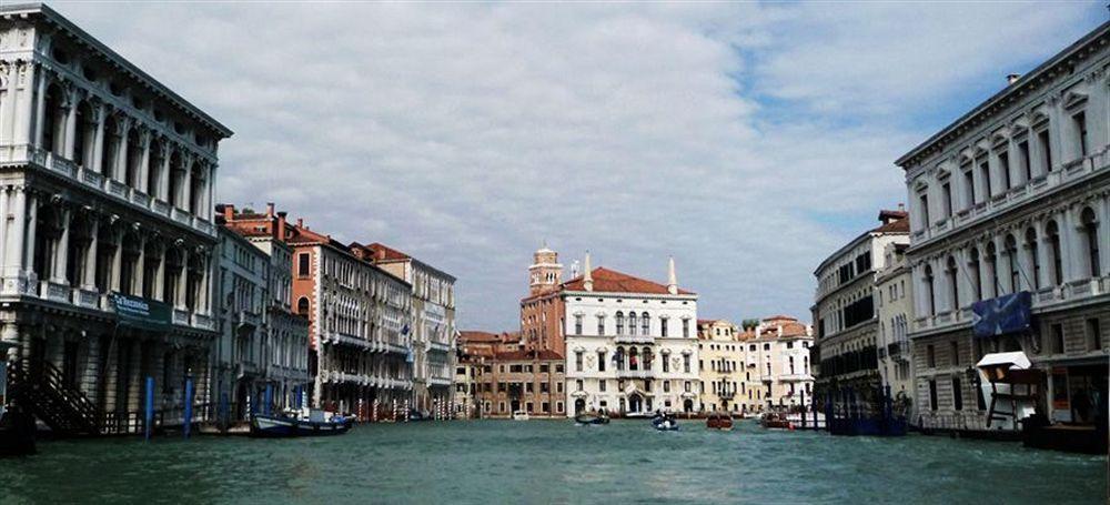 Appartamento Garden Ca' Rezzonico Venice Exterior photo